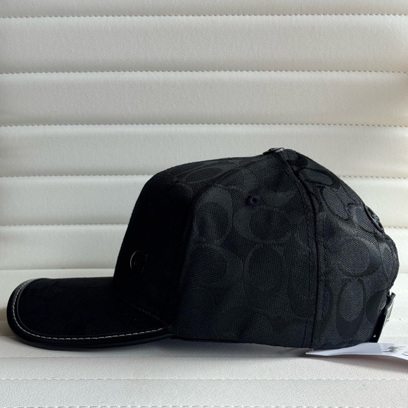 Coach Hat - Picture 3 of 9